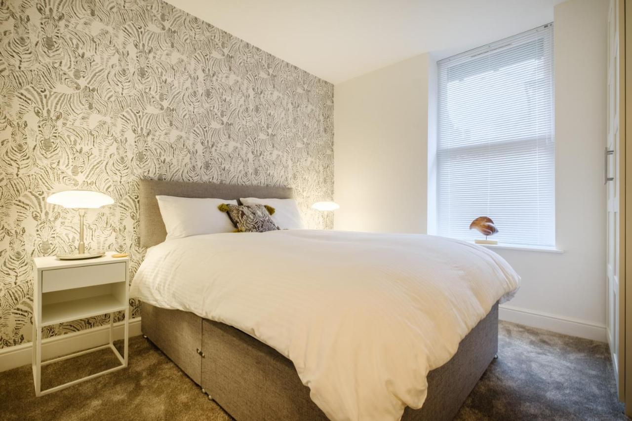 Flat 2, The Old Antiques Warehouse - Free Off-Site Health Club Access With Pool, Sauna, Steam Room & Gym Bowness-on-Windermere Exteriör bild